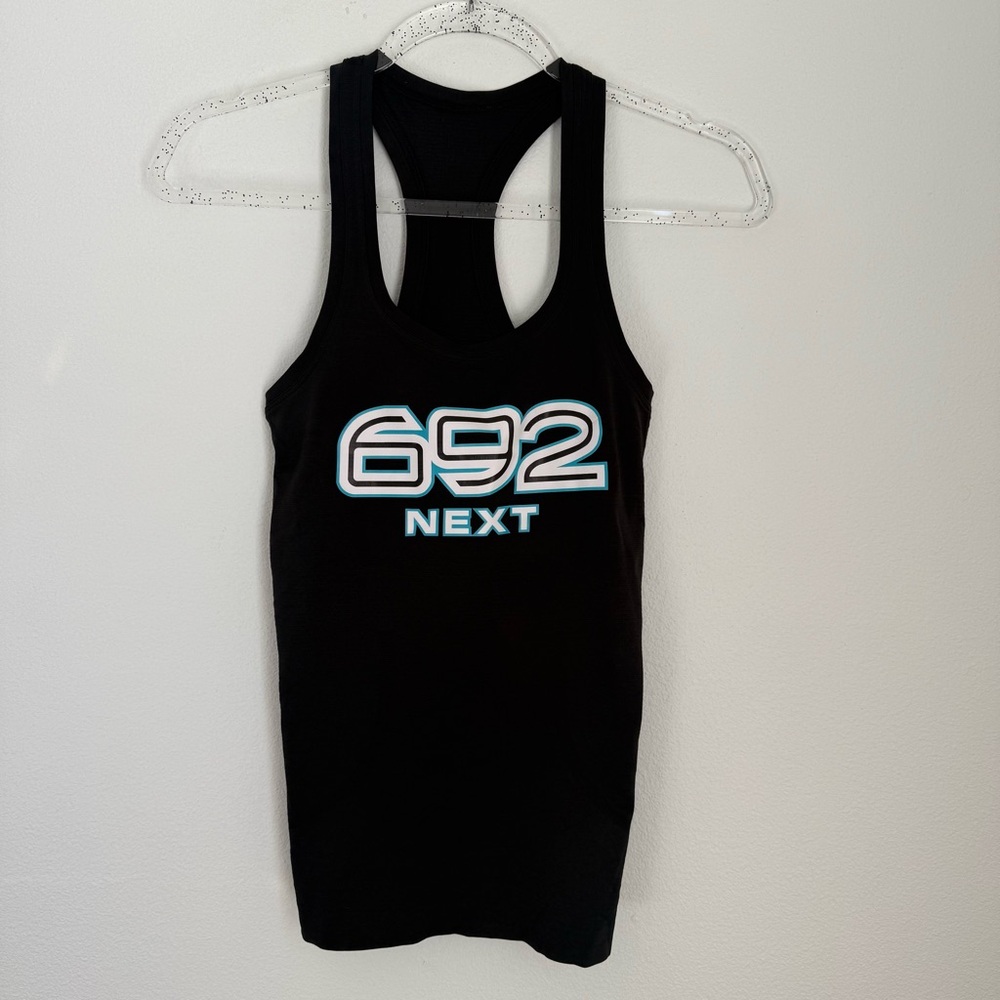Lululemon Black Raceback Tank top 692 Next Volleyball Athletic Size 2